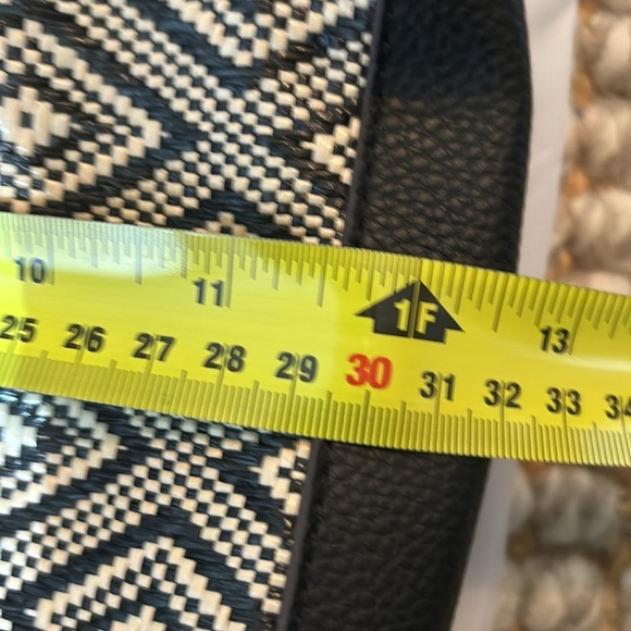 Tignanello Tote Bag Diamond Rattan & Faux Leather - Picture 15 of 15